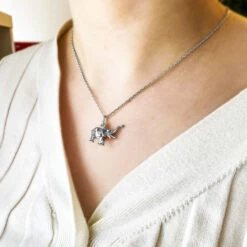 Pendentif Eléphant - Or Blanc 18ct -Mikado Soldes Magasin IMG 5018 grey product 1