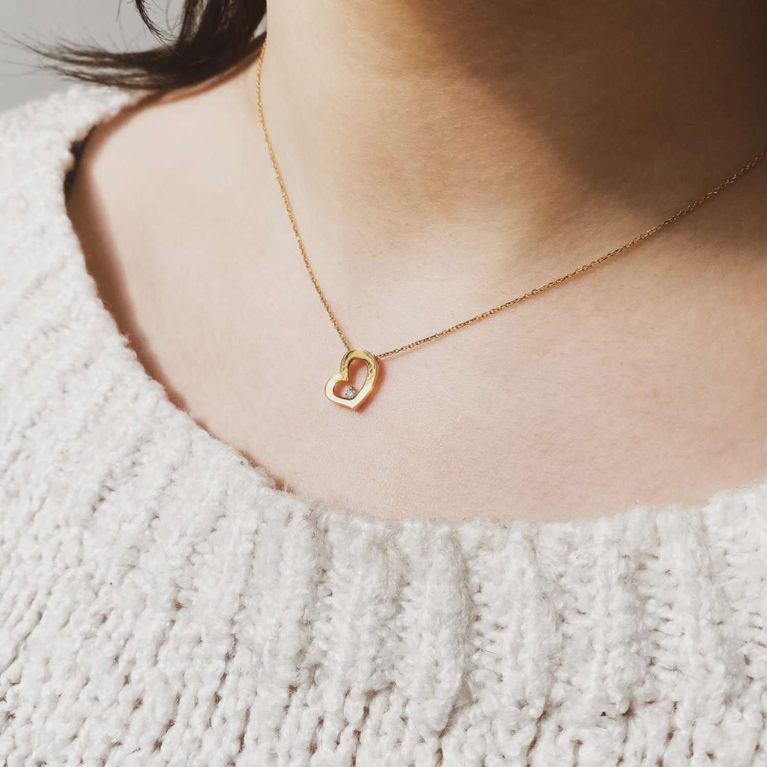 Collier Pendentif Coeur - Diamant & Or Jaune 9ct 4 Collier Pendentif Coeur - Diamant & Or Jaune 9ct – Image 2